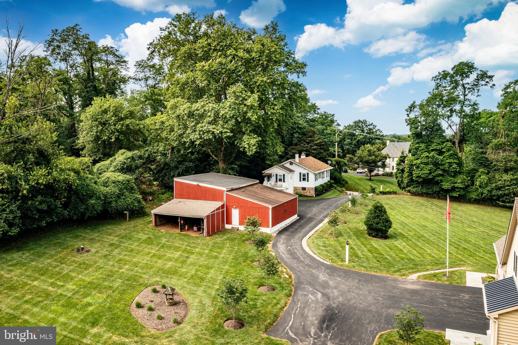 RADNOR HUNT - Residential