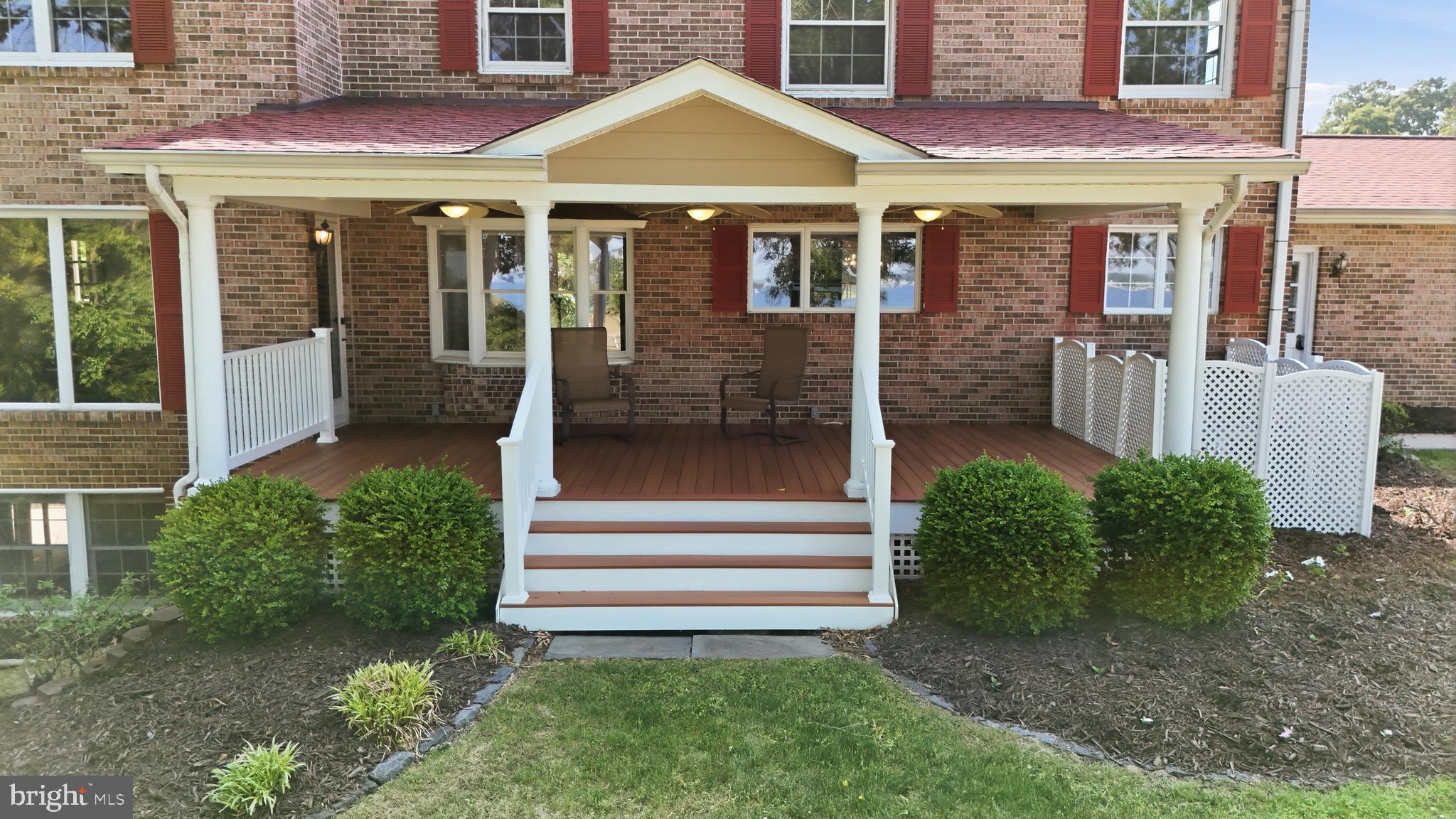 TOWN CREEK - Residential