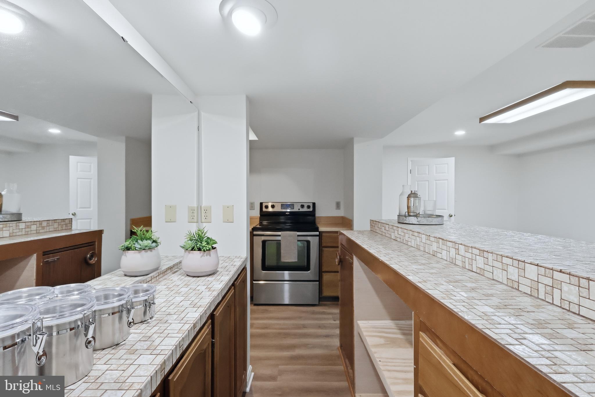 TOWN CREEK - Residential