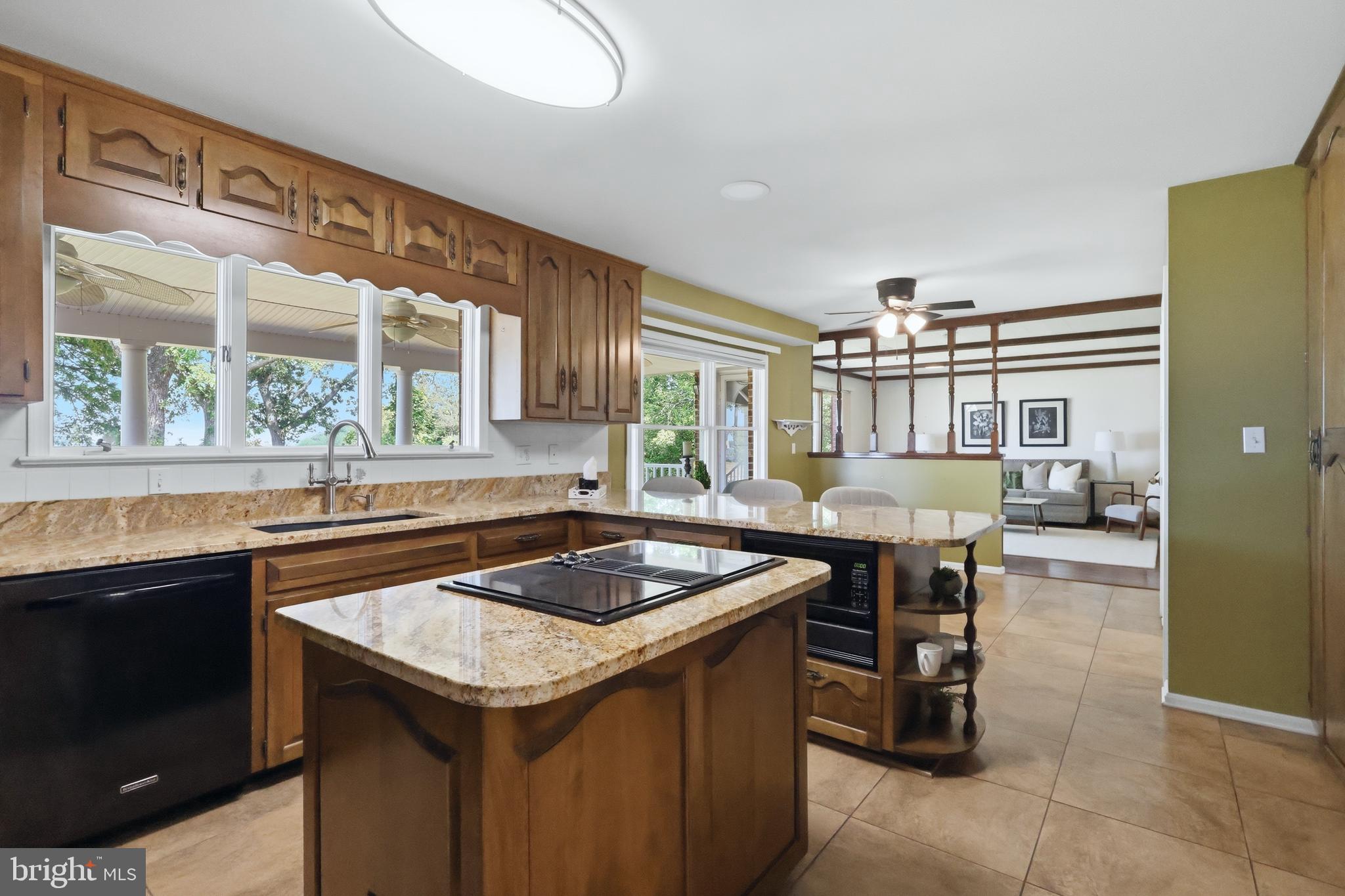 TOWN CREEK - Residential