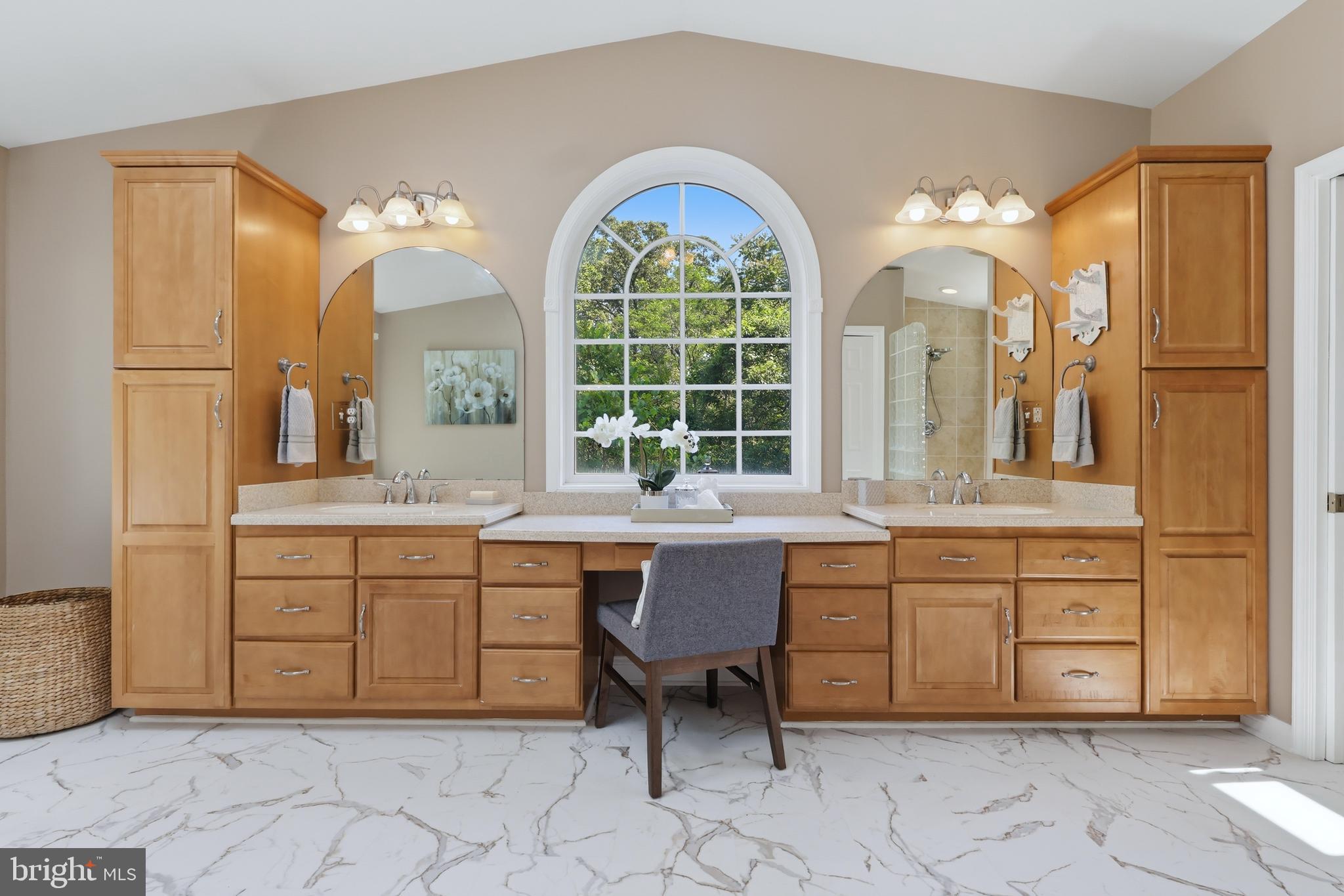 TOWN CREEK - Residential