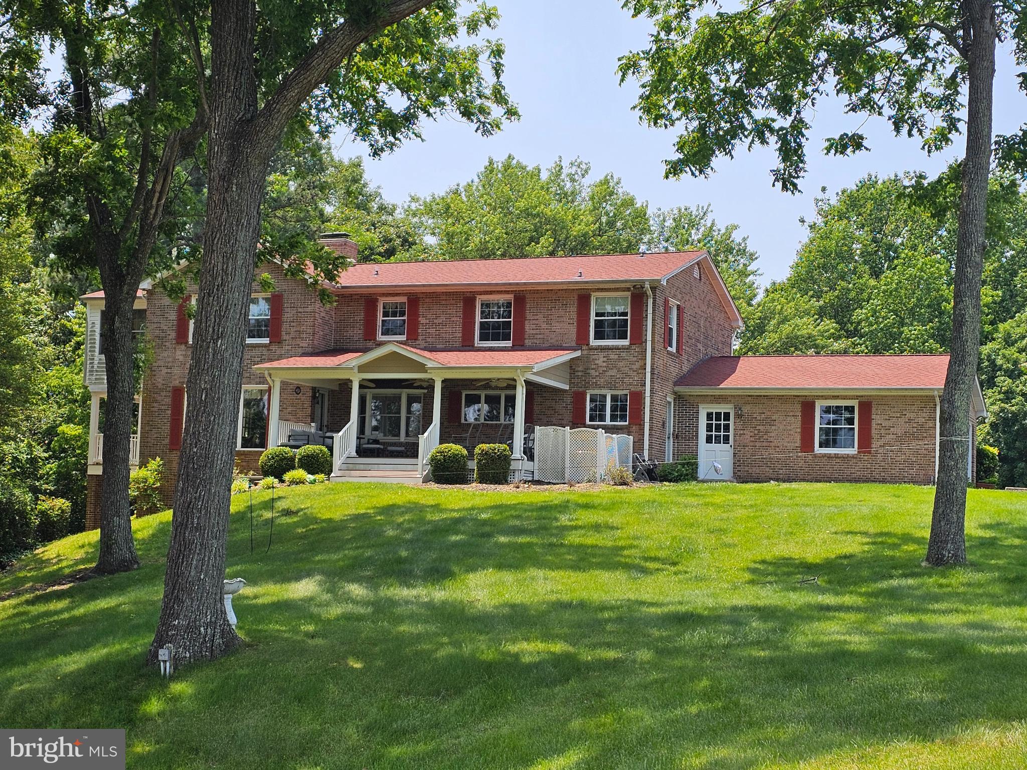 TOWN CREEK - Residential