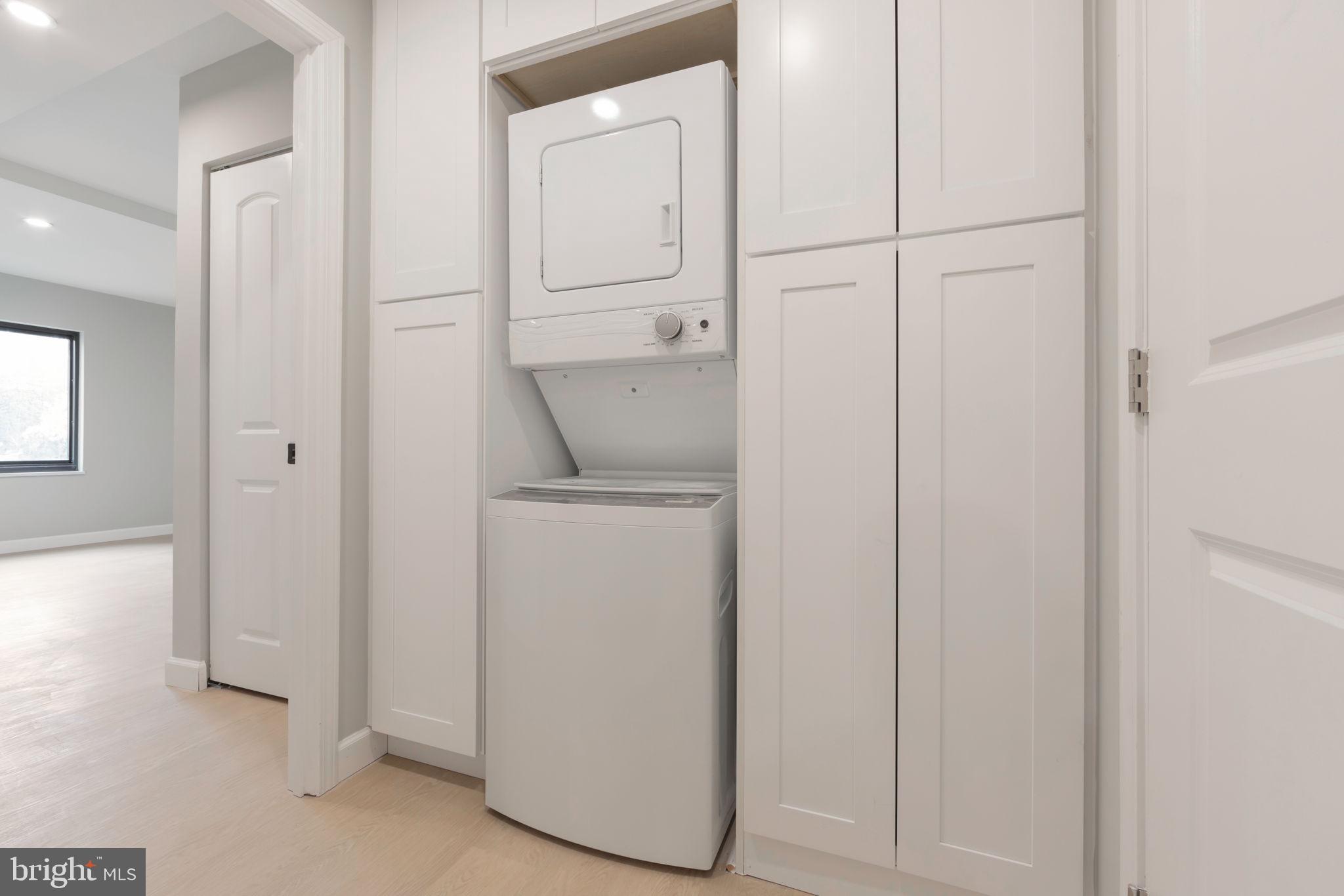 WEST END - Residential Lease