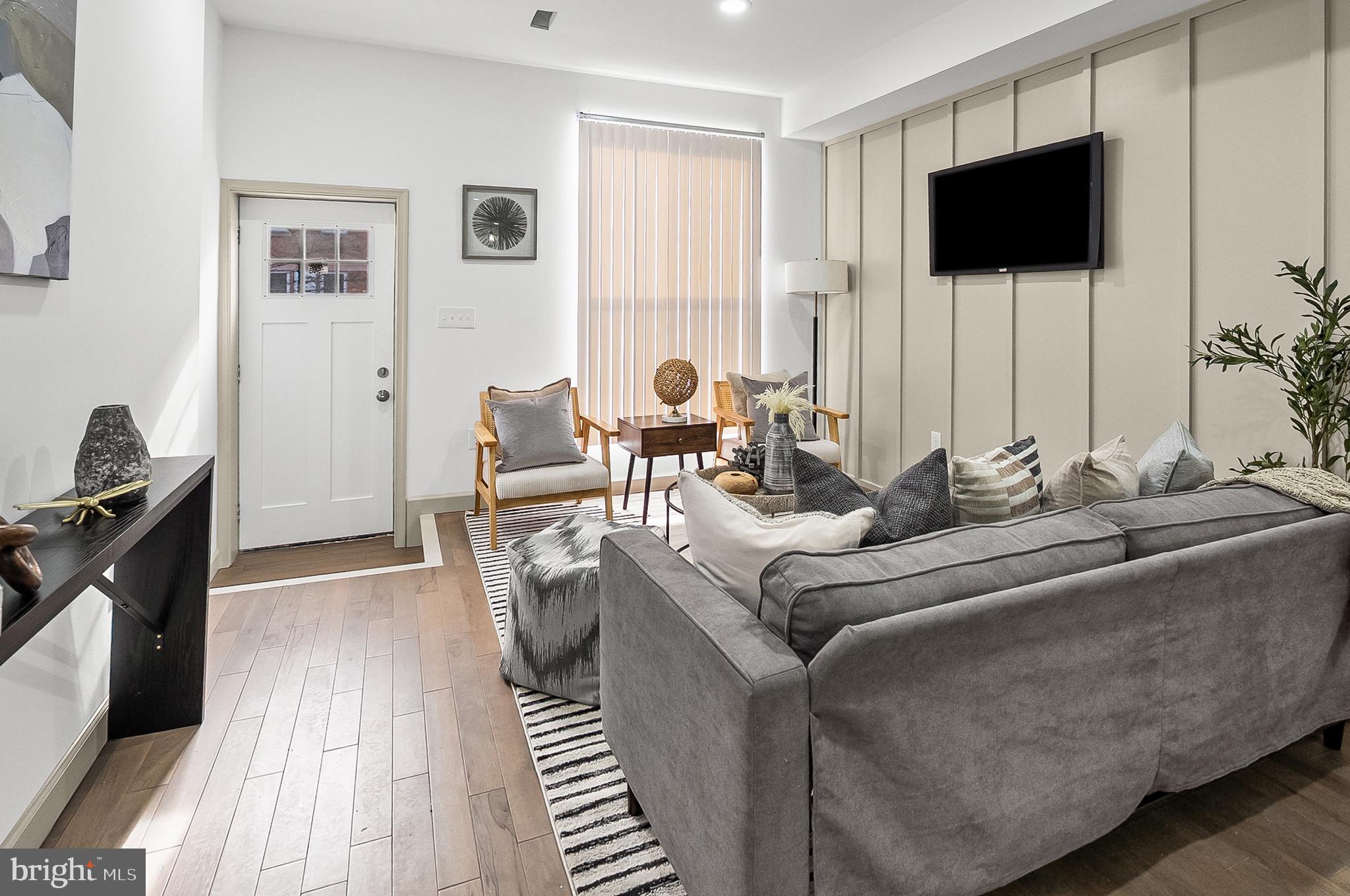 2508 E PRESTON STREET