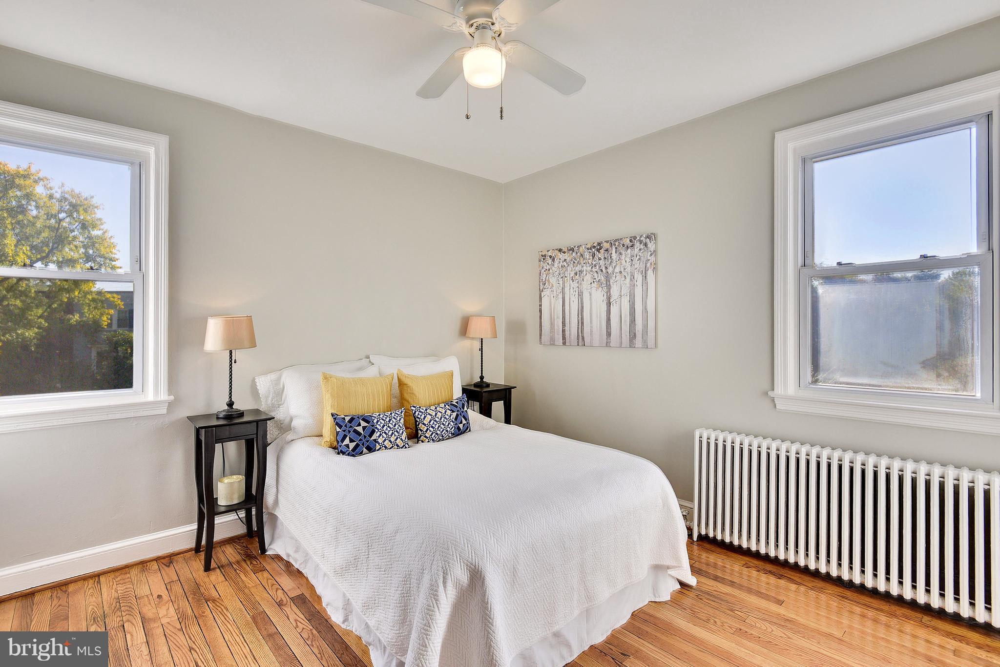 ROSEMONT PARK - Residential