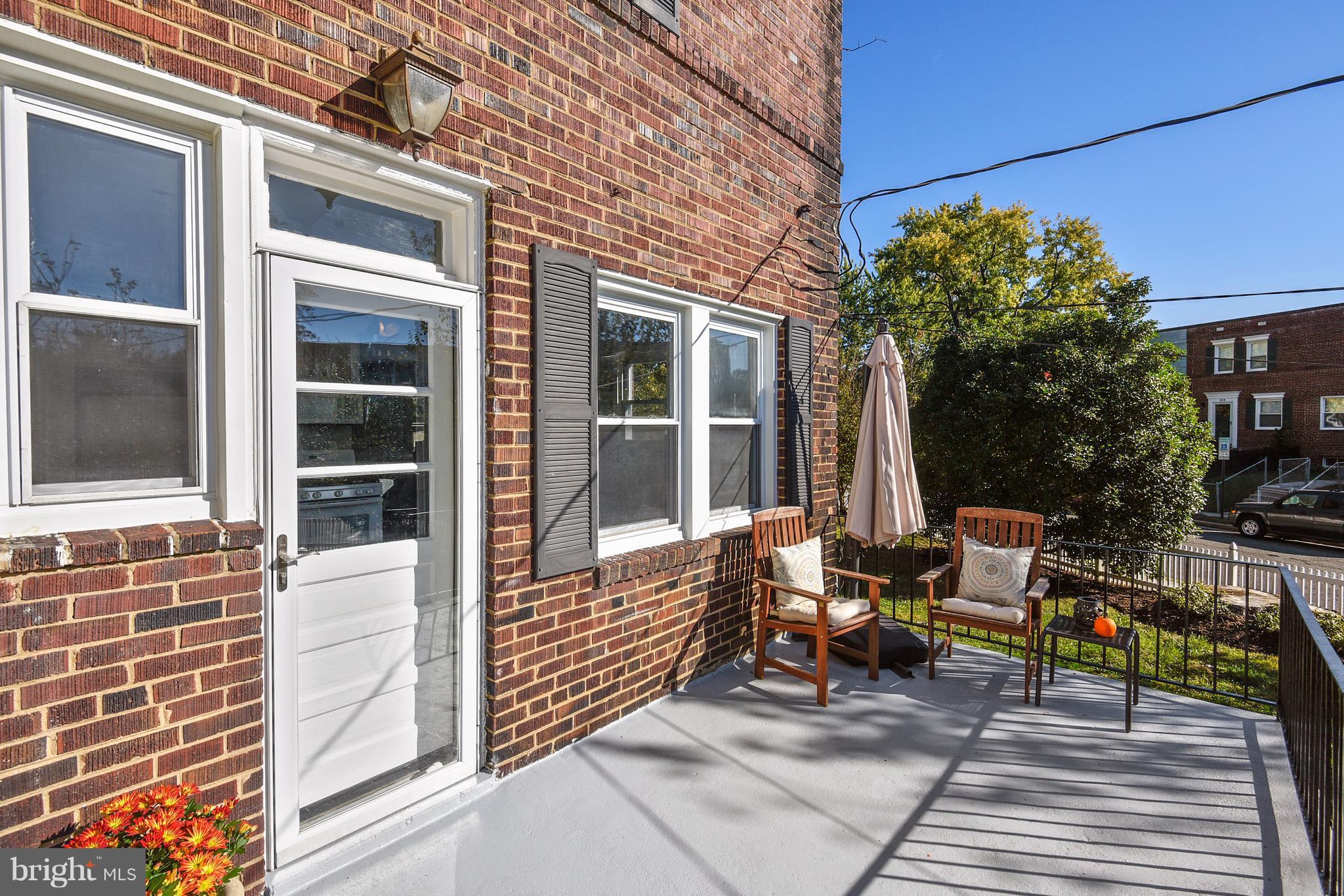 ROSEMONT PARK - Residential