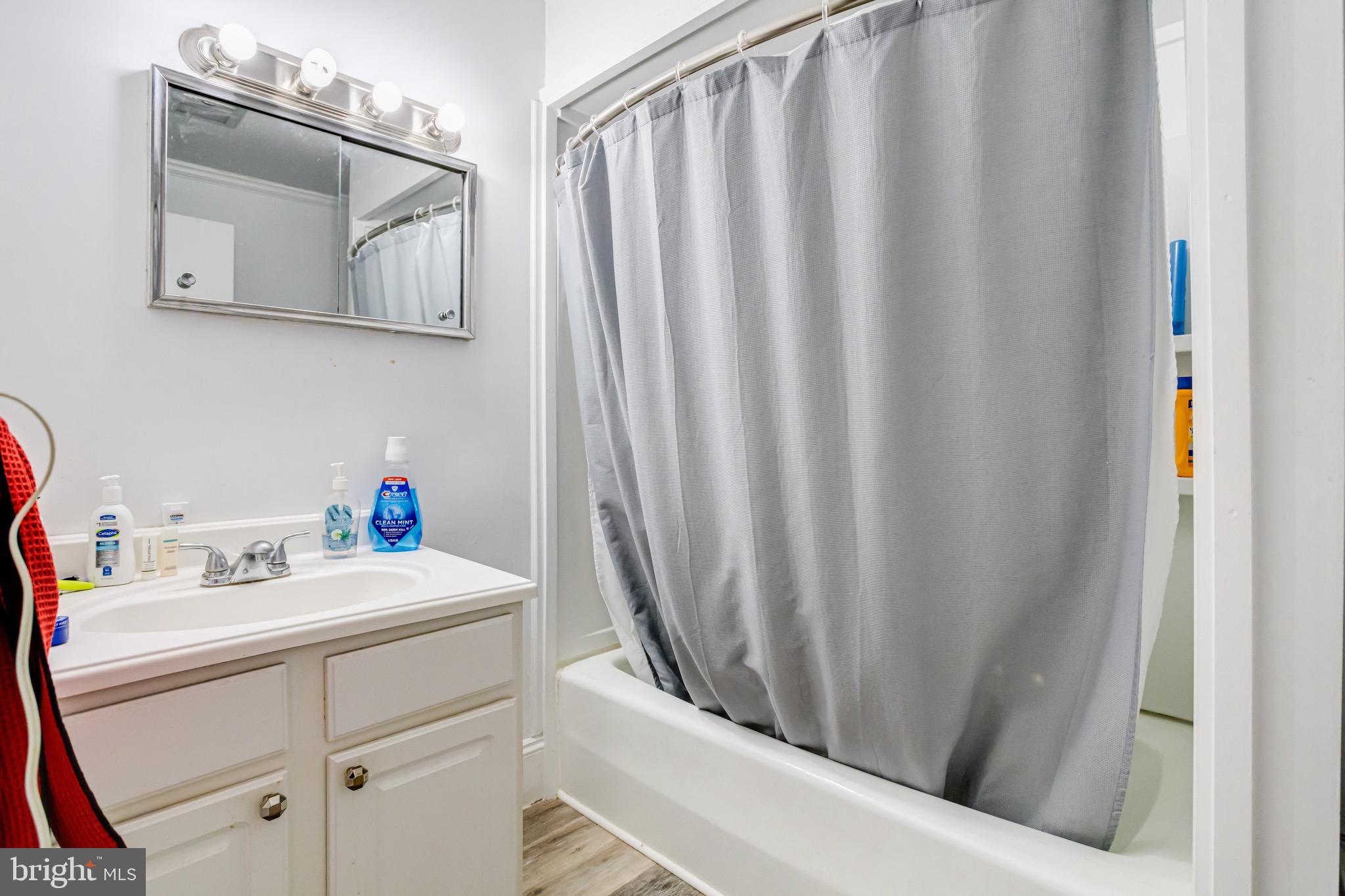 CEDAR POINT - Residential