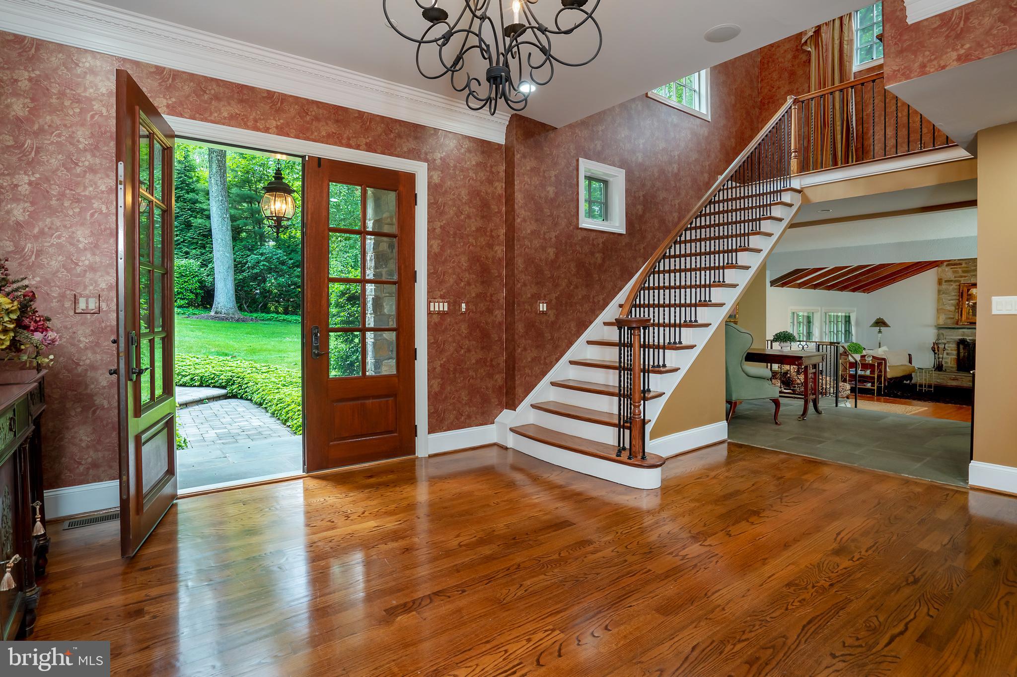 FORT WASHINGTON - Residential