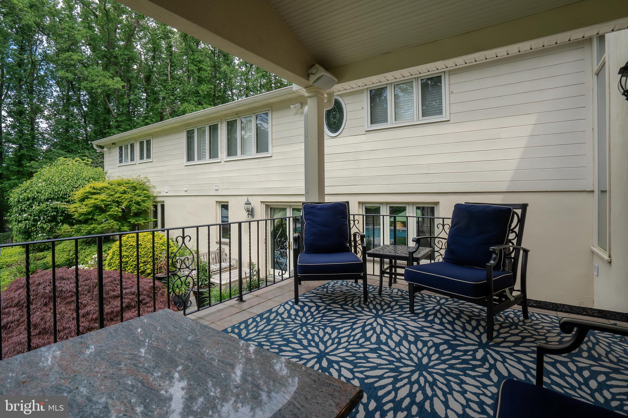 FORT WASHINGTON - Residential