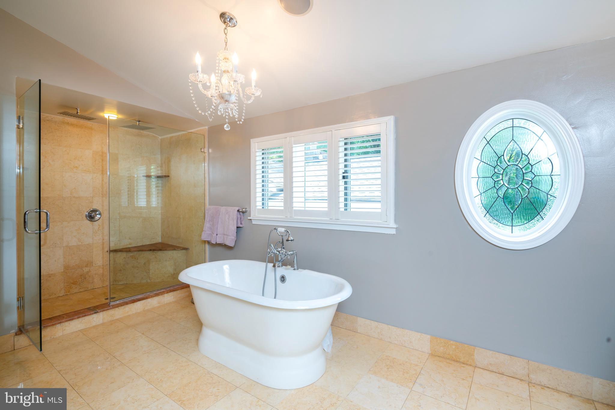 FORT WASHINGTON - Residential