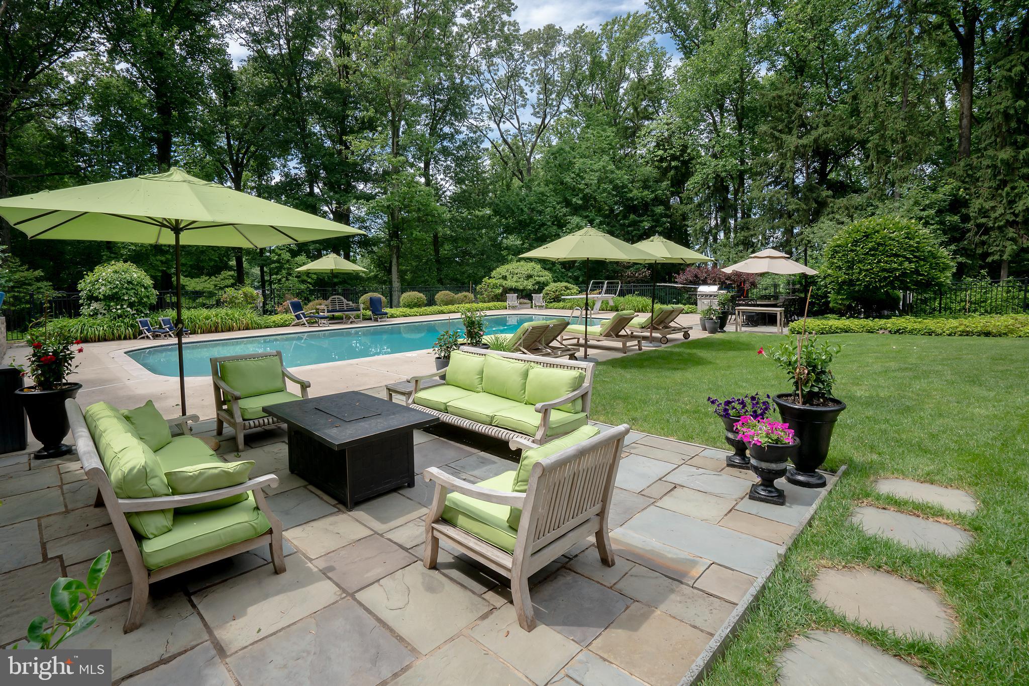 FORT WASHINGTON - Residential