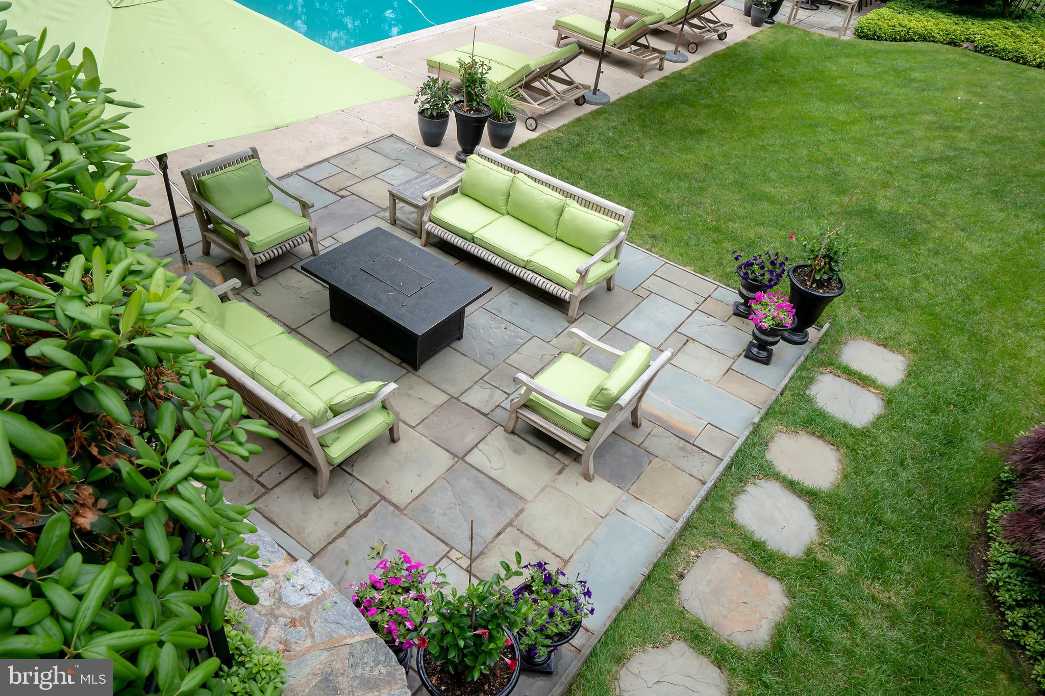 FORT WASHINGTON - Residential