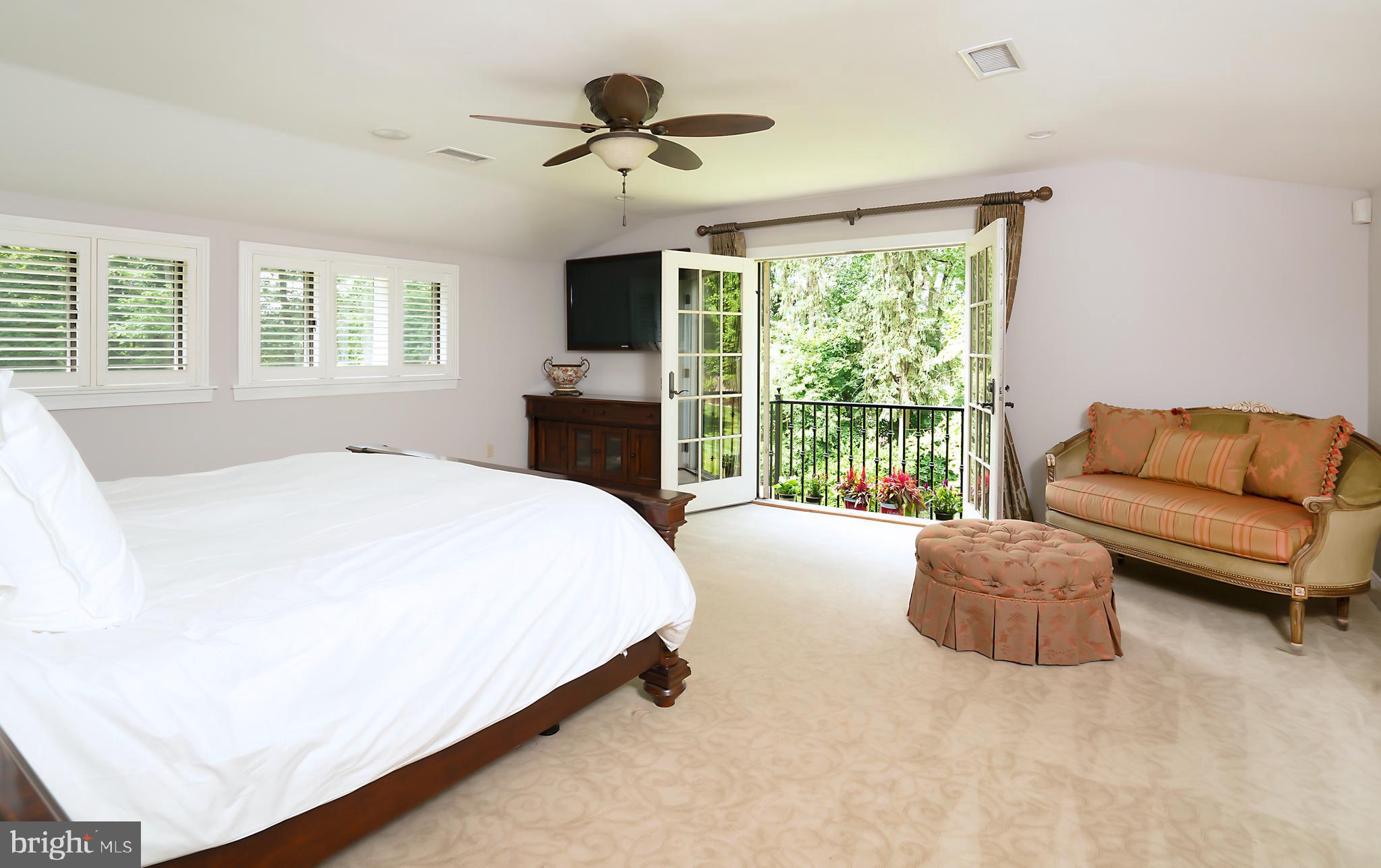 FORT WASHINGTON - Residential