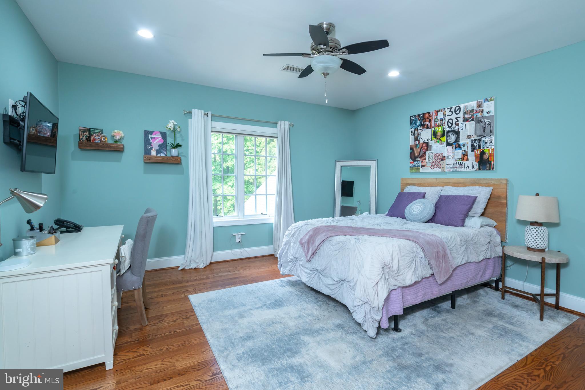 FORT WASHINGTON - Residential