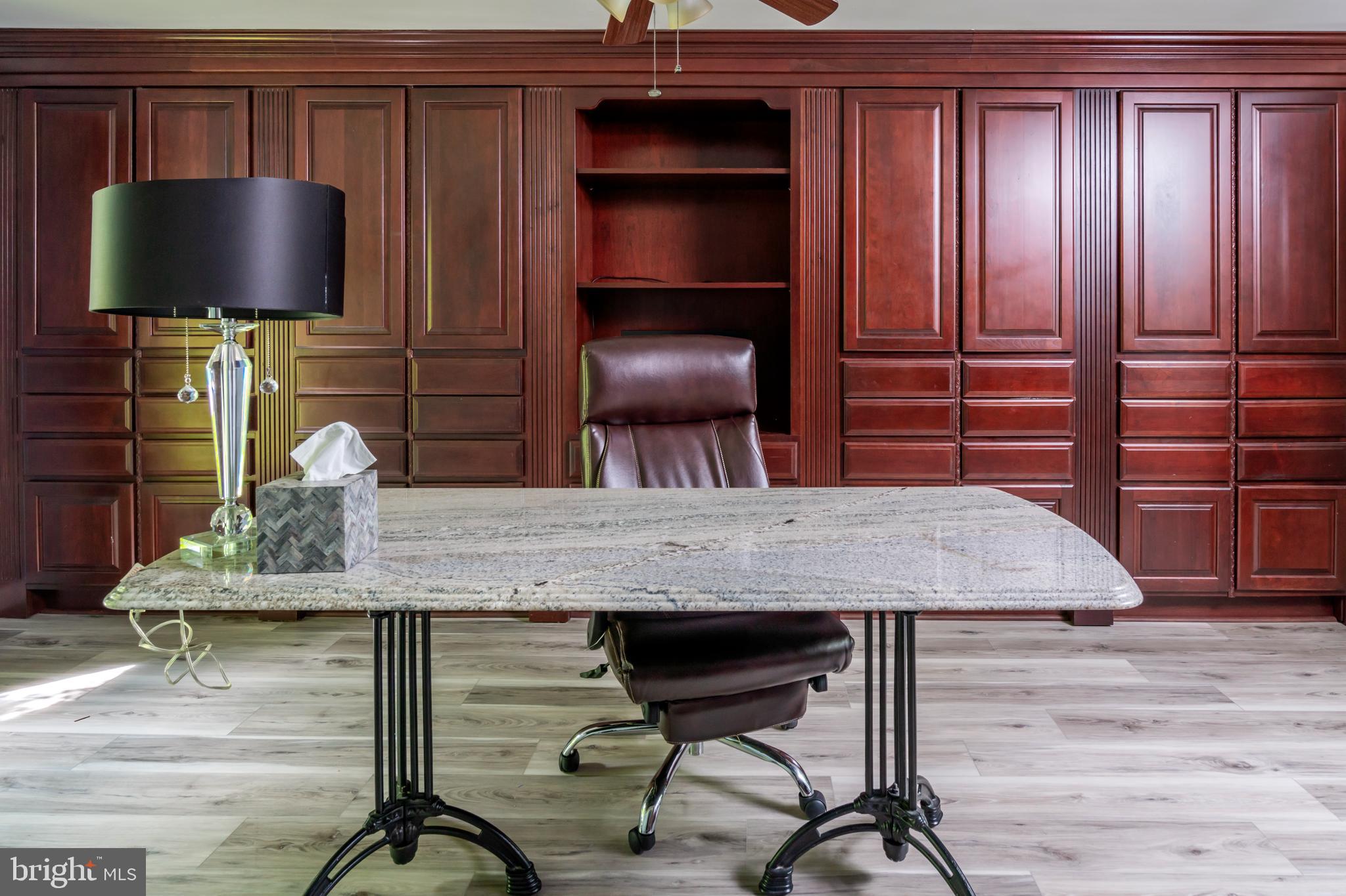 FORT WASHINGTON - Residential