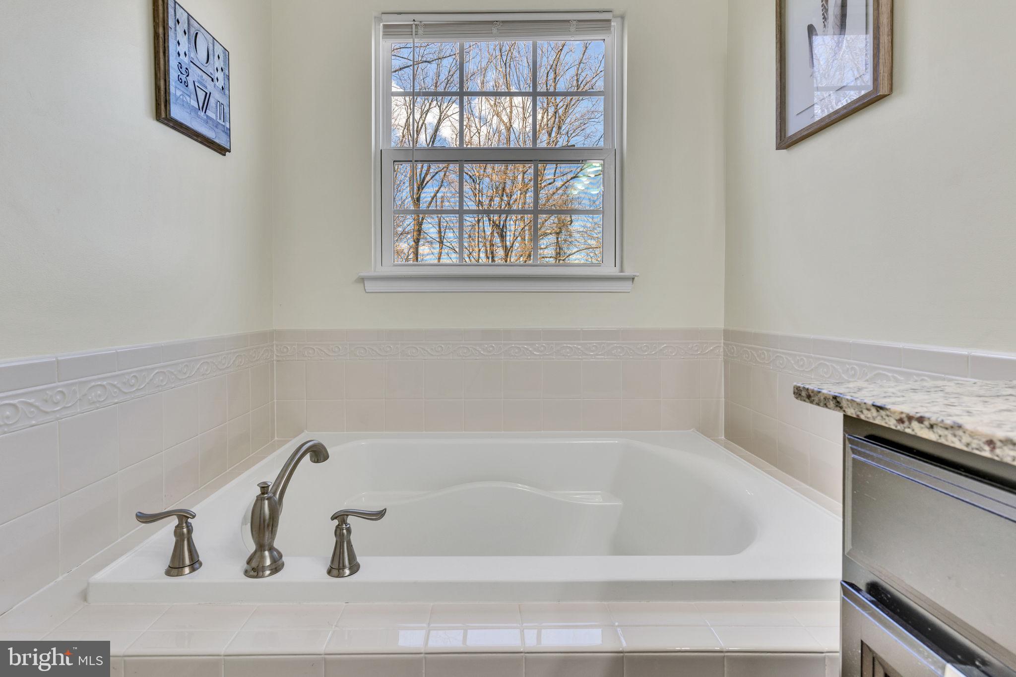 THE PARK AT ADDISON METRO - Residential