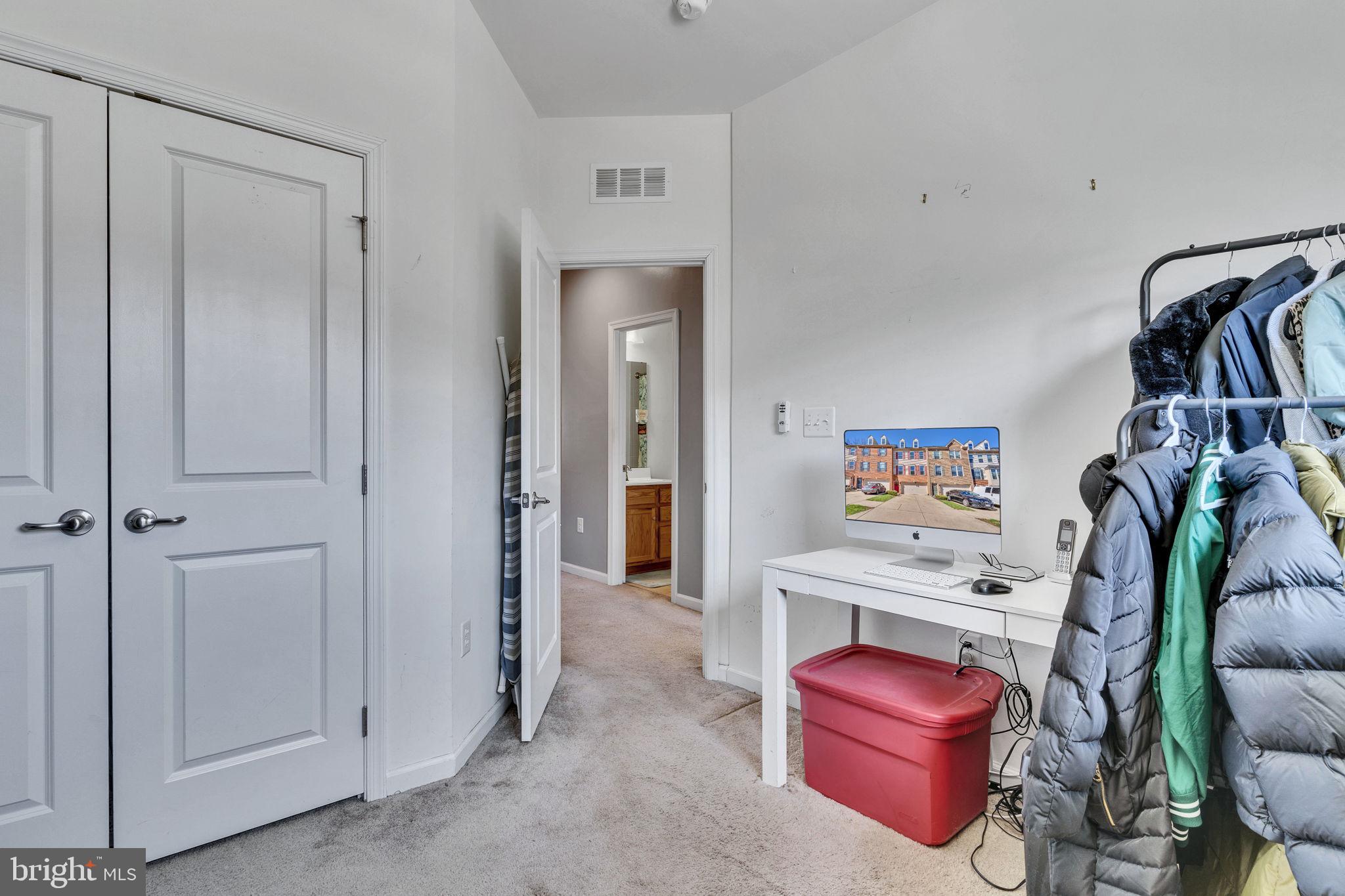 THE PARK AT ADDISON METRO - Residential