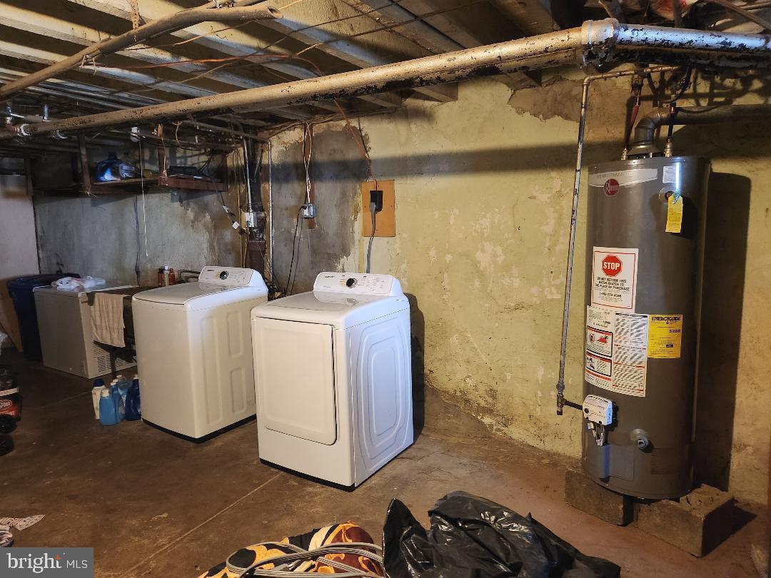 EAST OAK LANE - Residential