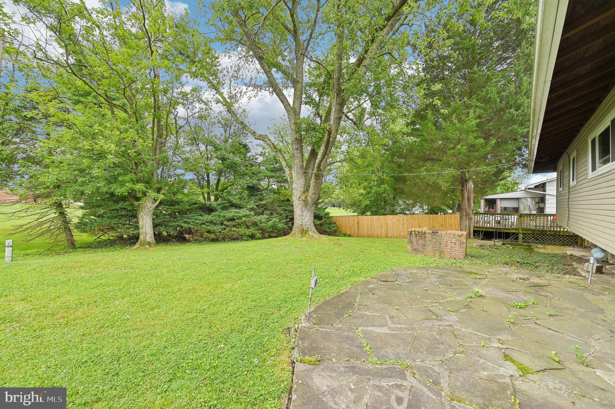 LAYDON PARK - Residential