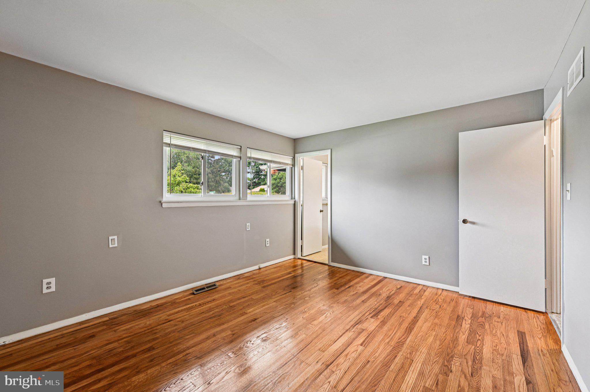 LAYDON PARK - Residential