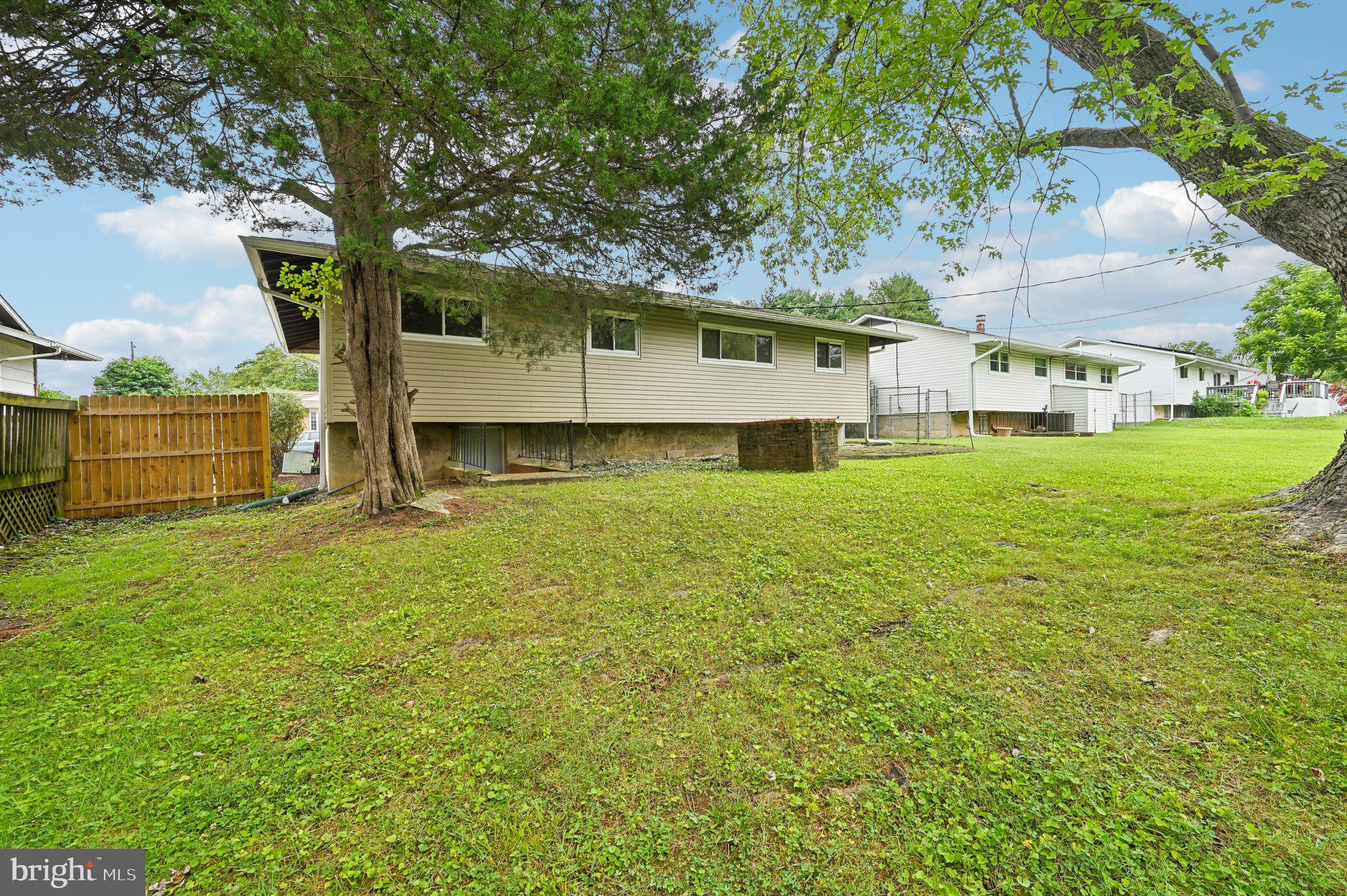 LAYDON PARK - Residential