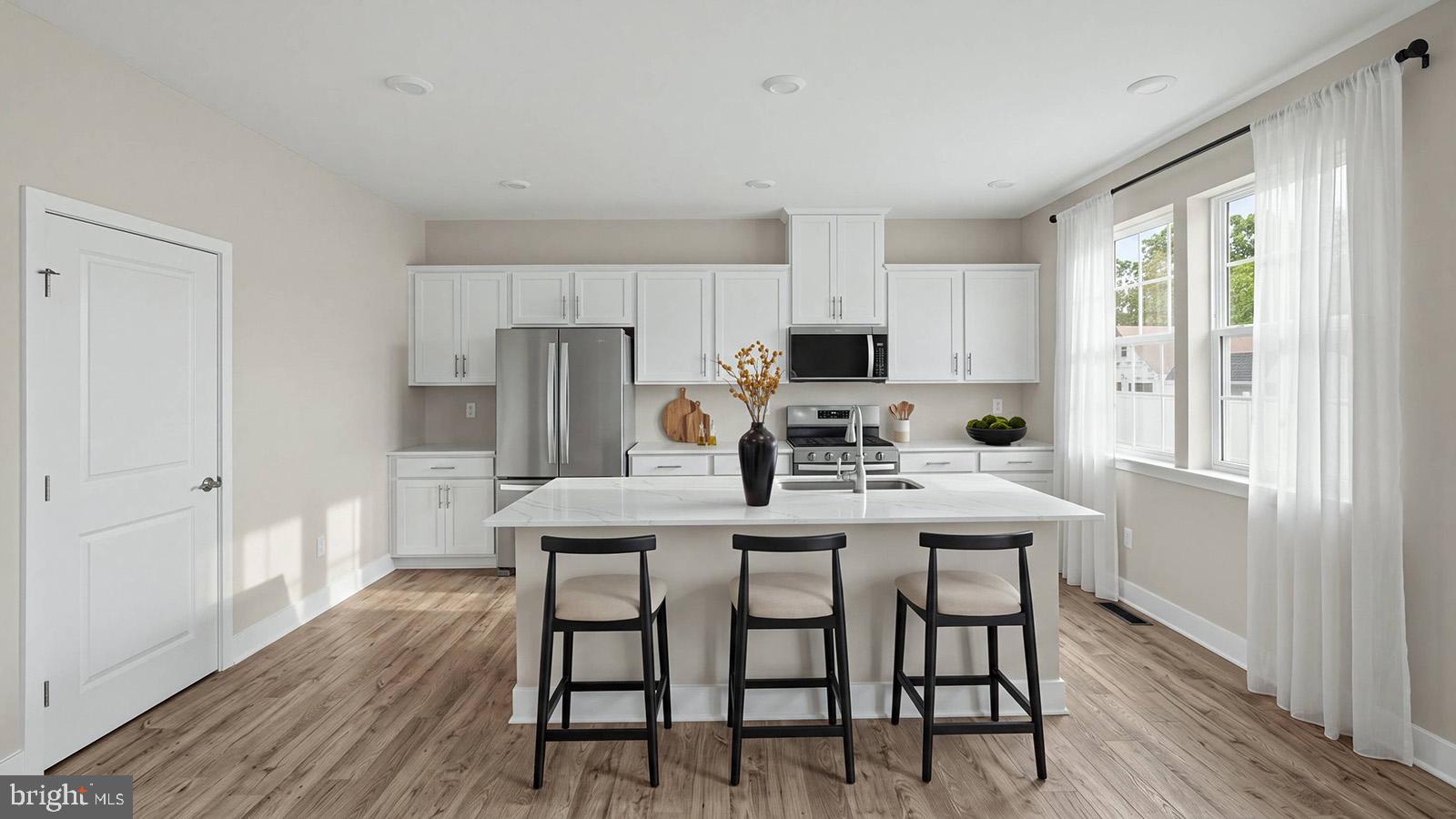 4 FOXTAIL COURT