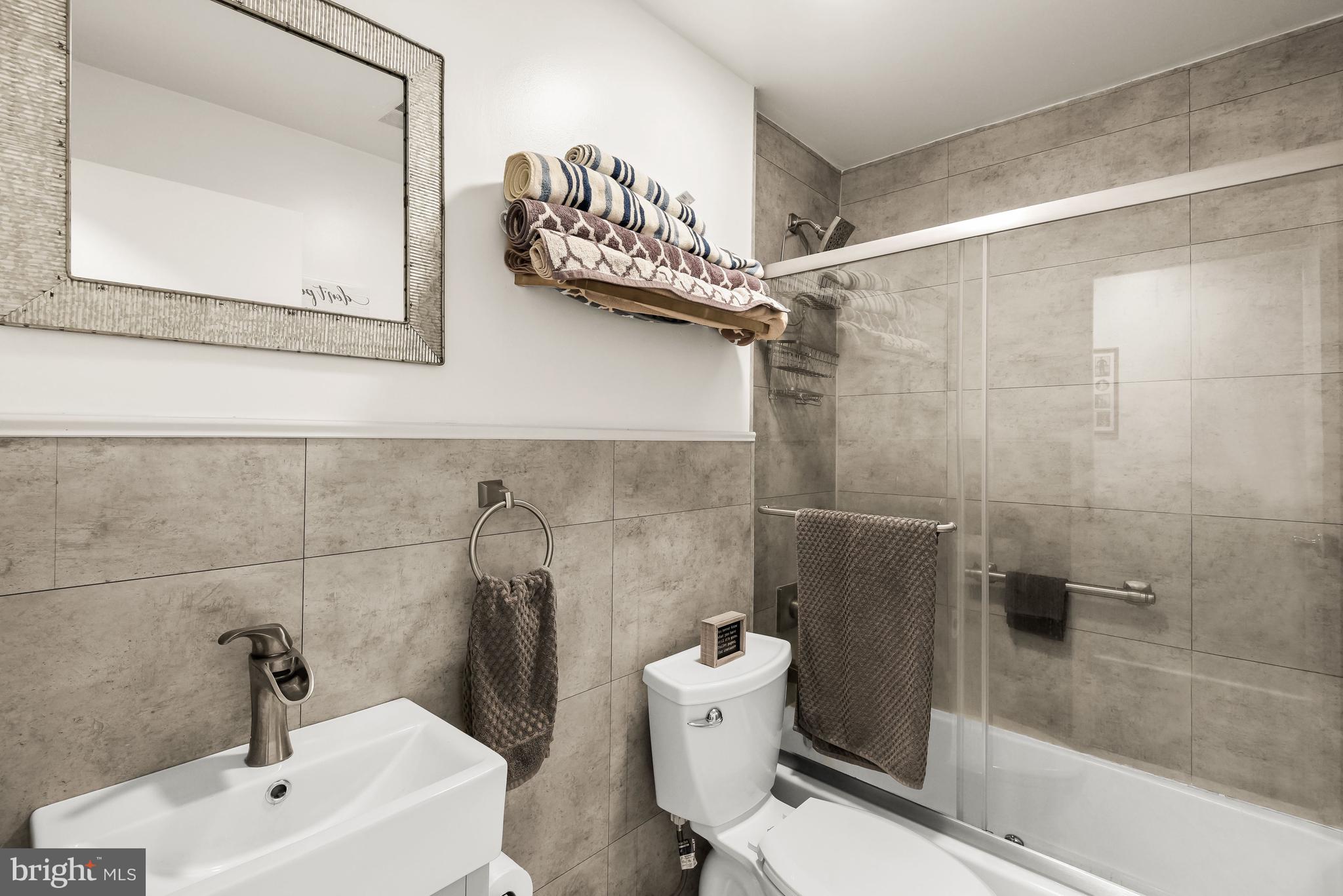 HIGH RIDGE PARK - Residential