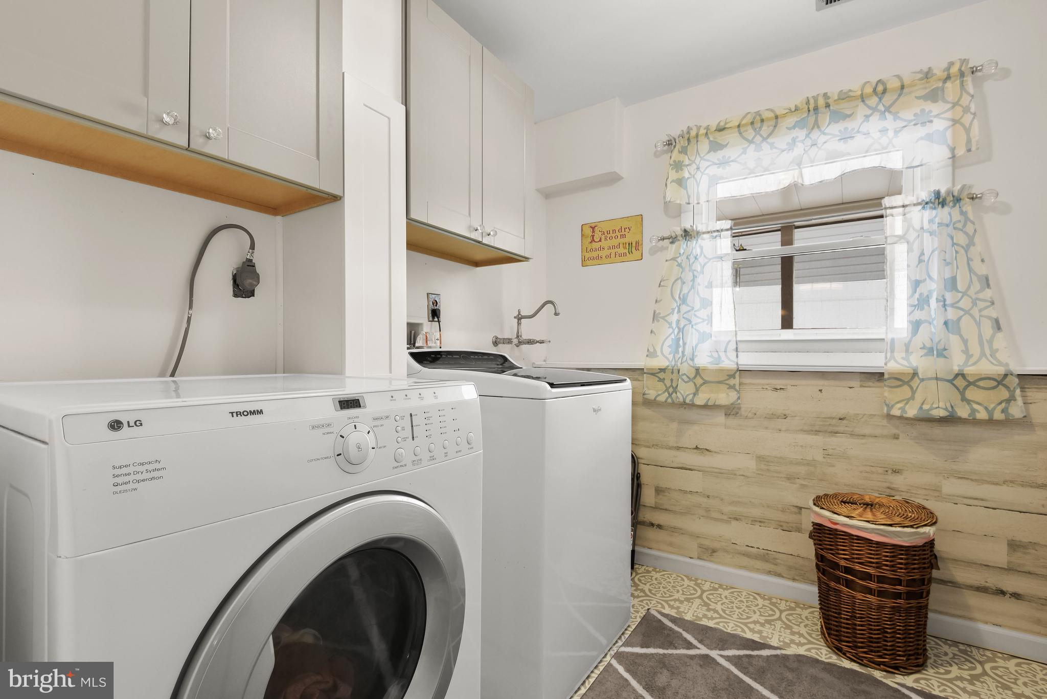 HIGH RIDGE PARK - Residential