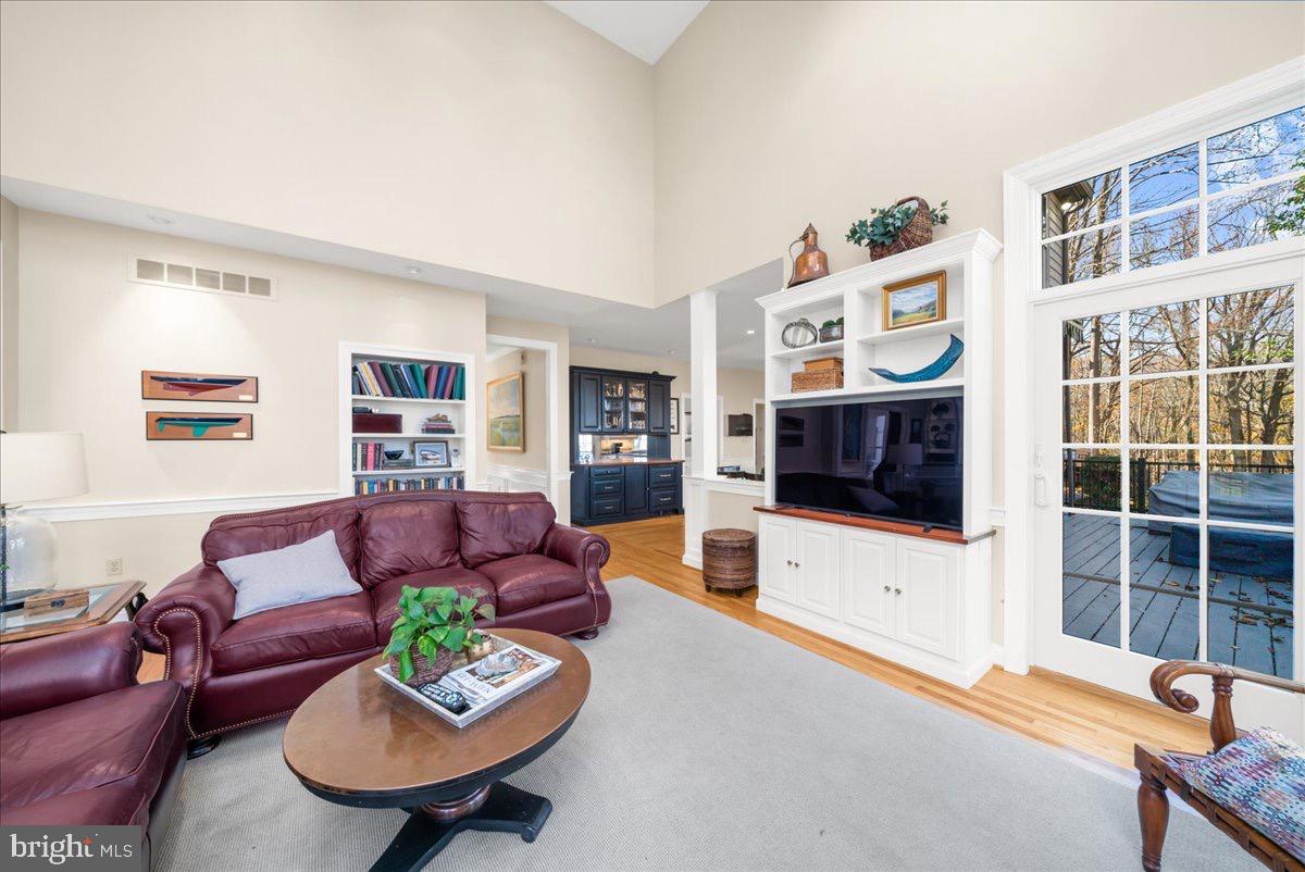 WATERGLEN - Residential