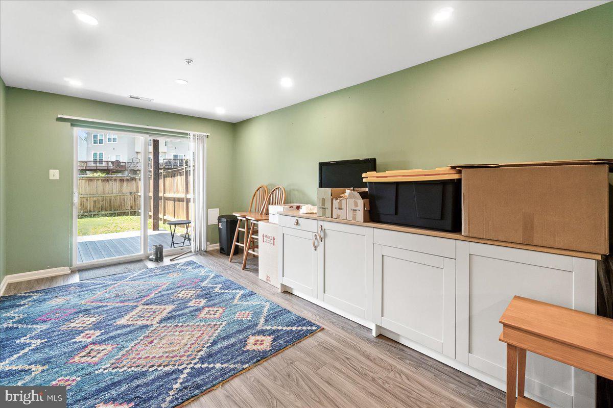 WELLINGTON TRACE - Residential