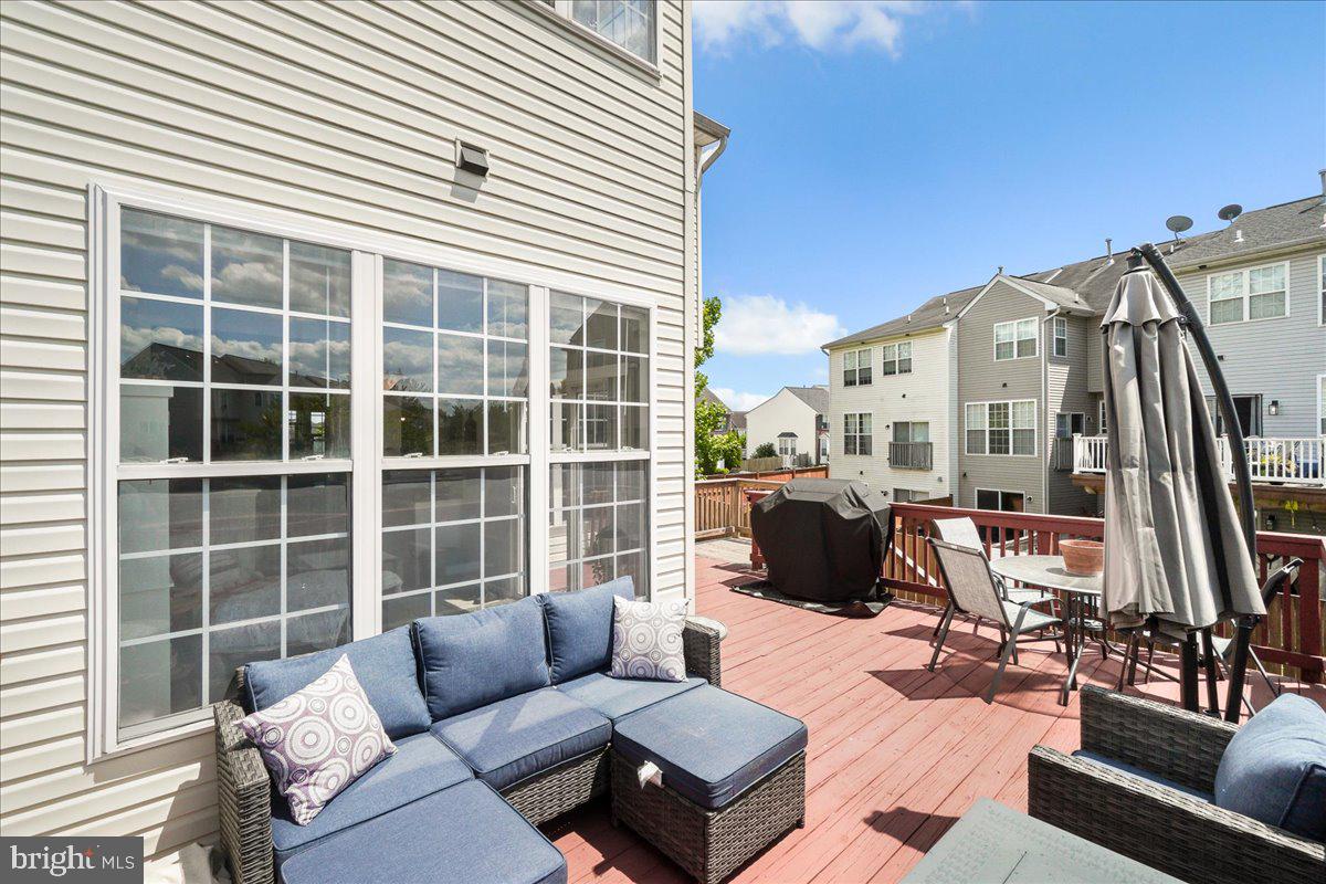 WELLINGTON TRACE - Residential