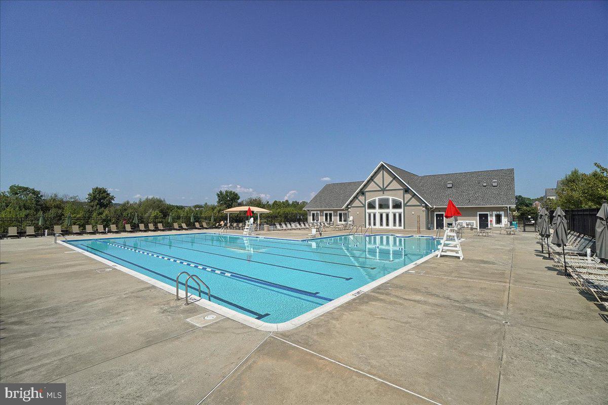 WELLINGTON TRACE - Residential