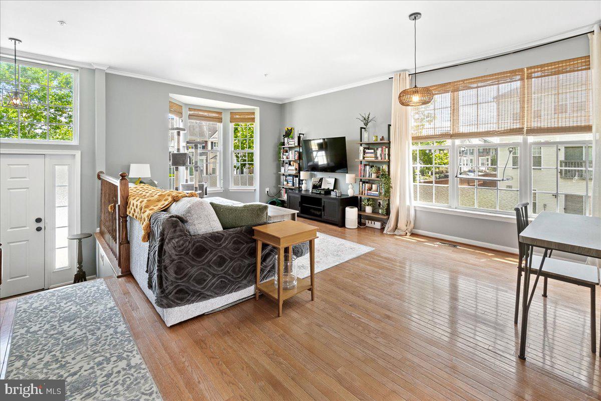 WELLINGTON TRACE - Residential