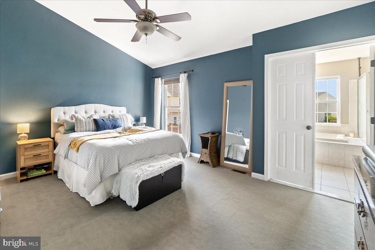 WELLINGTON TRACE - Residential