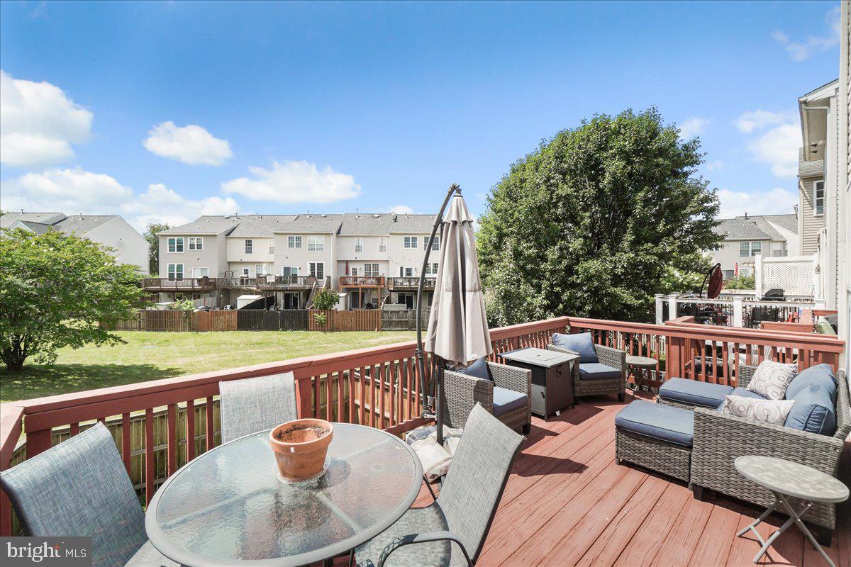 WELLINGTON TRACE - Residential