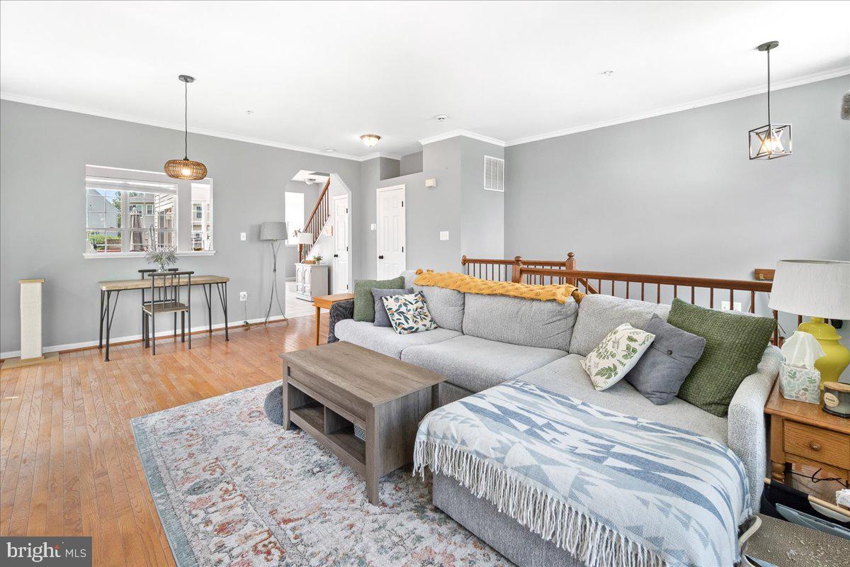 WELLINGTON TRACE - Residential