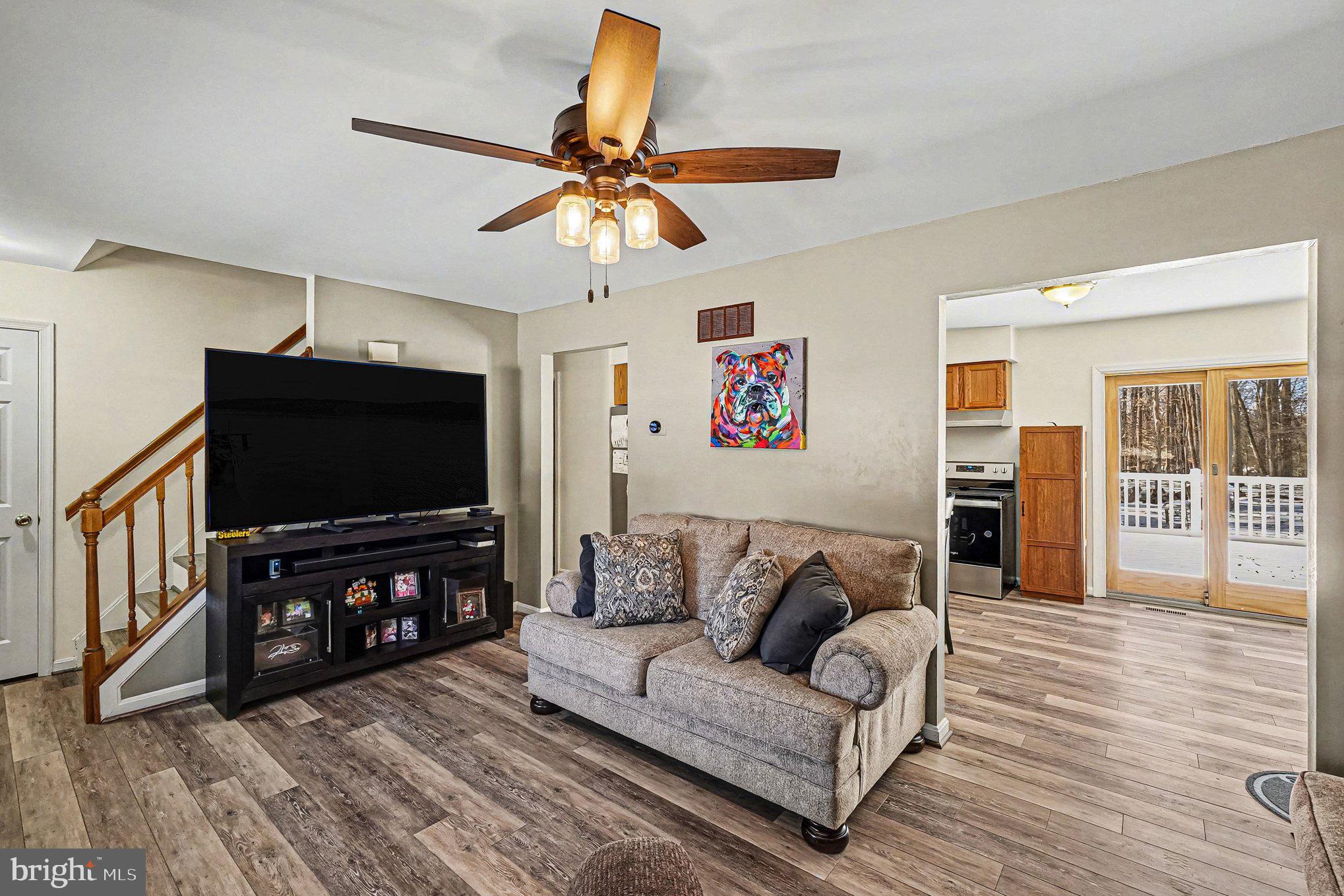 PERRYVILLE - Residential