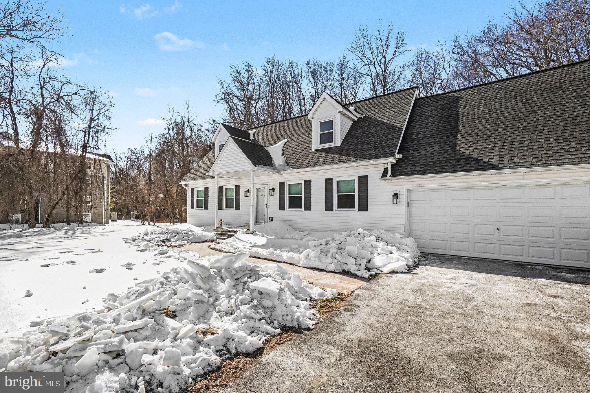 PERRYVILLE - Residential