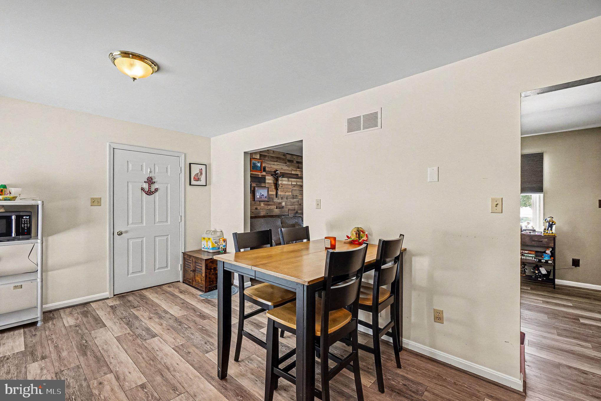 PERRYVILLE - Residential