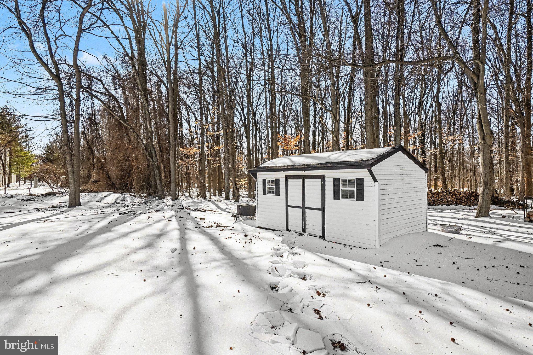 PERRYVILLE - Residential