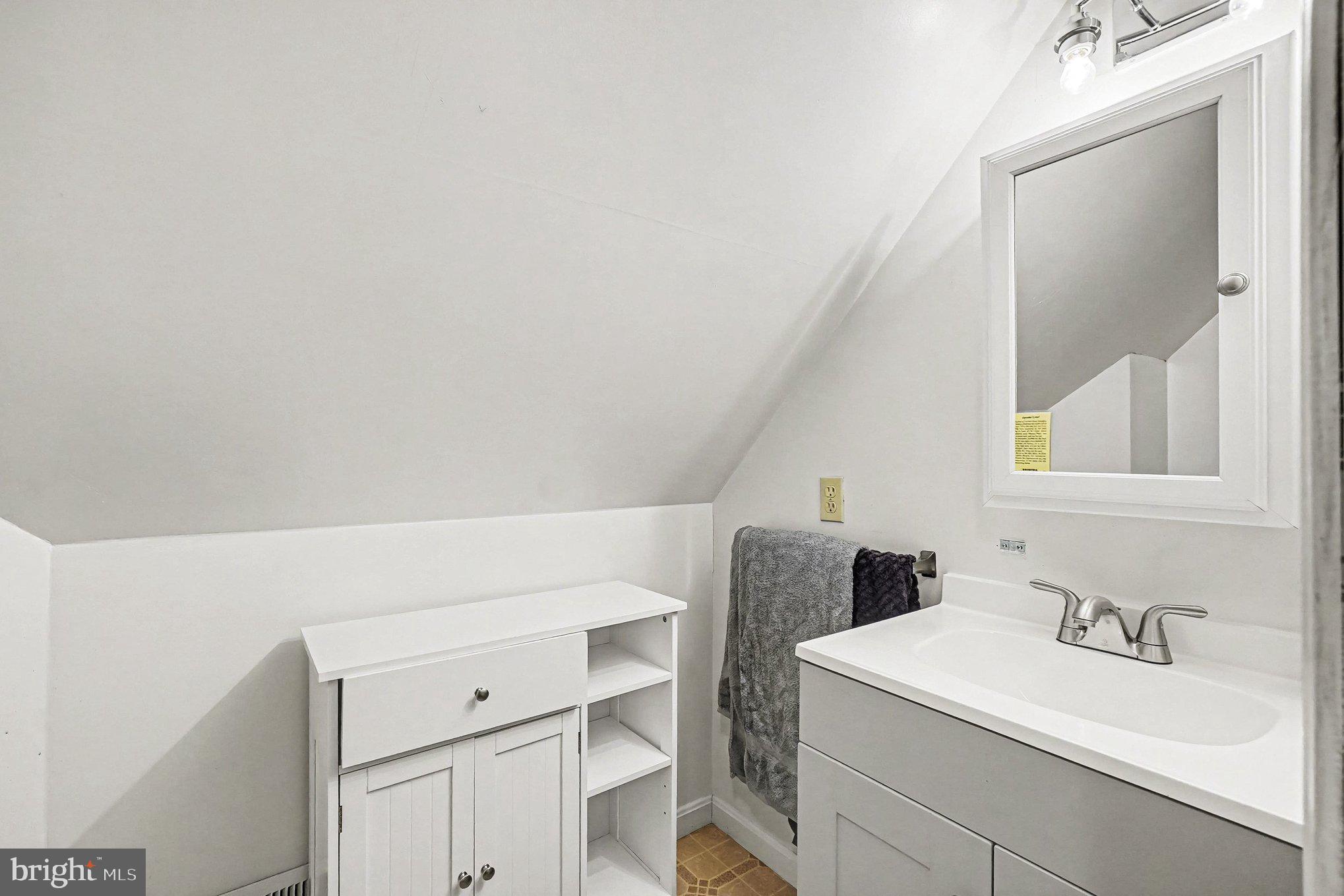 PERRYVILLE - Residential