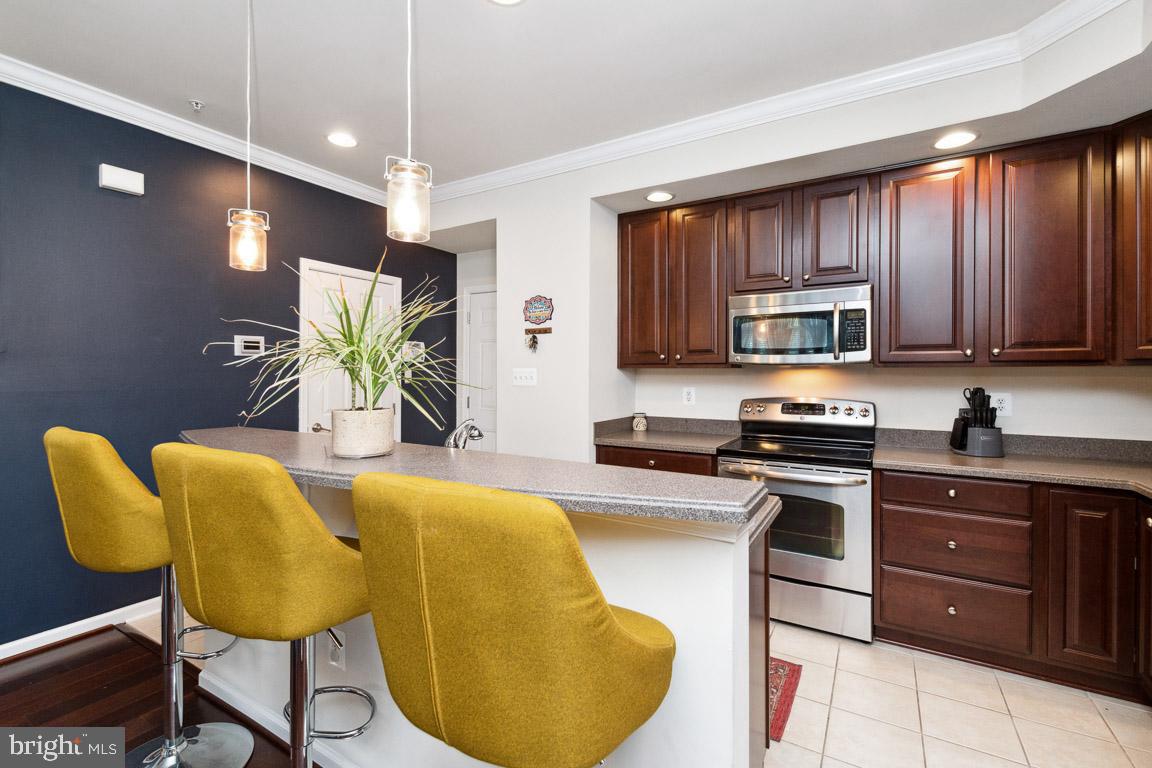 RED OAK CROSSING - Residential