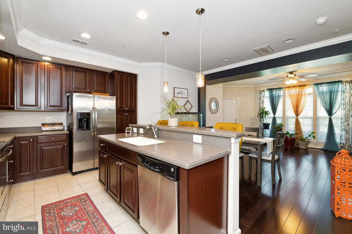 RED OAK CROSSING - Residential