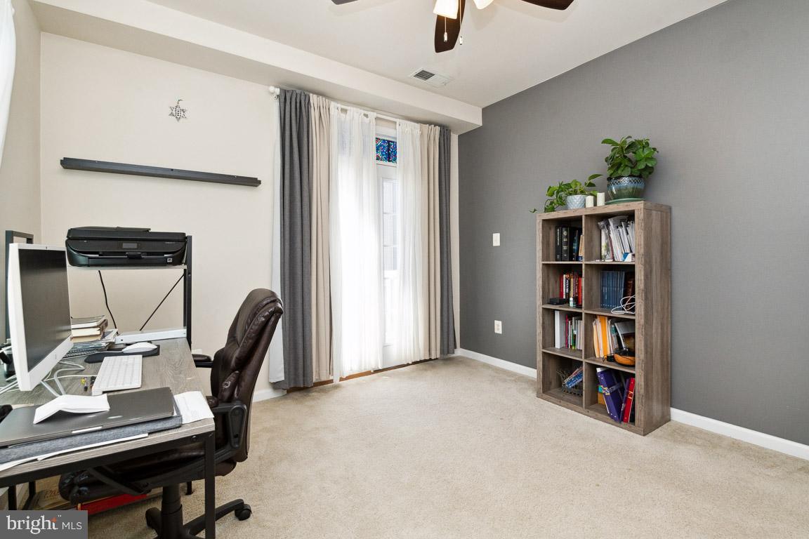 RED OAK CROSSING - Residential