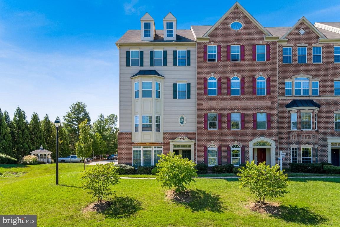 RED OAK CROSSING - Residential