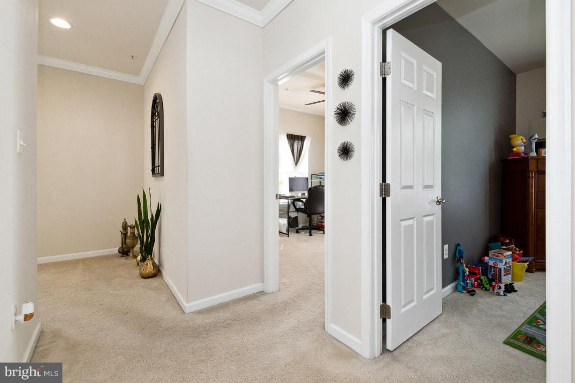 RED OAK CROSSING - Residential