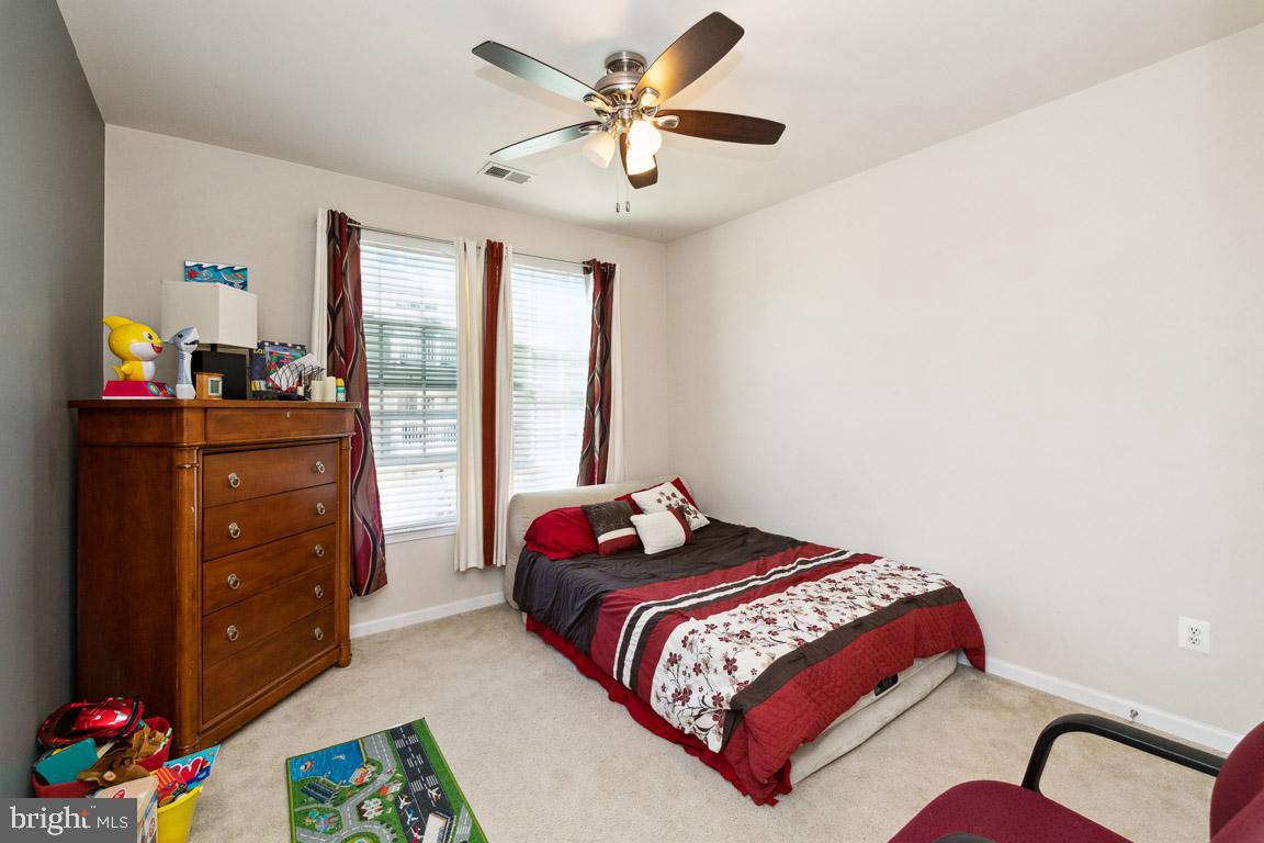 RED OAK CROSSING - Residential