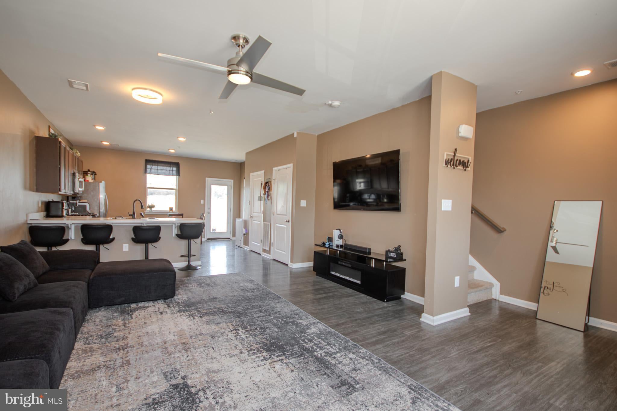 444 CREEKBED CIRCLE