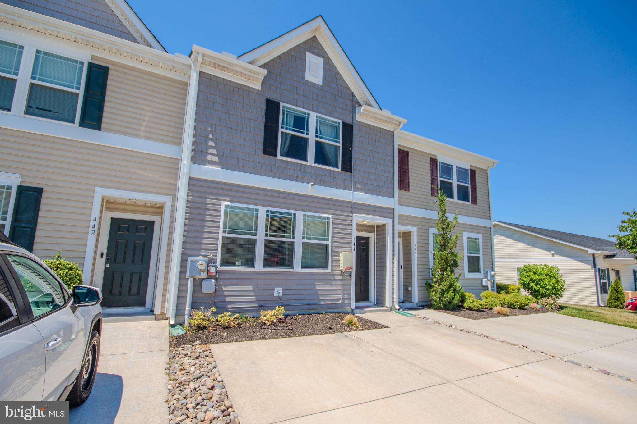 444 CREEKBED CIRCLE