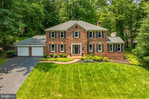6104 ARRINGTON DRIVE FAIRFAX STATION VA 22039
